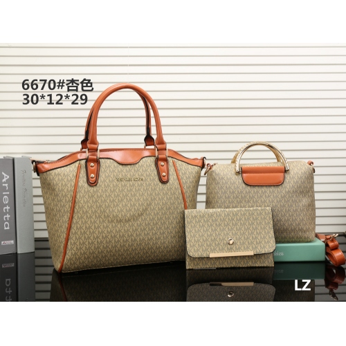 Cheap Michael Kors MK Handbags #313159 Replica Wholesale [$32.50 USD] [ITEM#313159] on Replica Michael Kors New arrive Handbags
