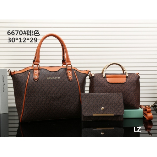 Cheap Michael Kors MK Handbags #313160 Replica Wholesale [$32.50 USD] [ITEM#313160] on Replica Michael Kors New arrive Handbags