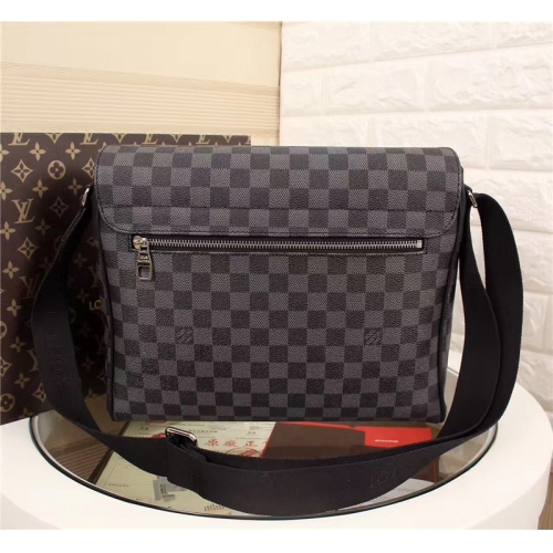 Cheap Louis Vuitton LV AAA Quality Messenger Bags For Men #323205 Replica Wholesale [$80.00 USD] [ITEM#323205] on Replica Louis Vuitton AAA Man Messenger Bags