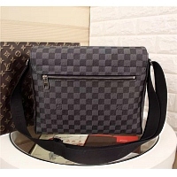 Cheap Louis Vuitton LV AAA Quality Messenger Bags For Men #323205 Replica Wholesale [$80.00 USD] [ITEM#323205] on Replica Louis Vuitton AAA Man Messenger Bags