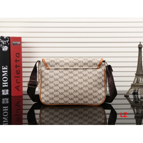 Cheap Michael Kors MK Messenger Bags #342130 Replica Wholesale [$26.00 USD] [ITEM#342130] on Replica Michael Kors Messenger Bags