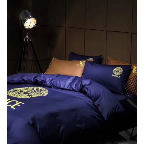 Cheap Versace Quality Bedding #349498 Replica Wholesale [$118.60 USD] [ITEM#349498] on Replica Versace Bedding