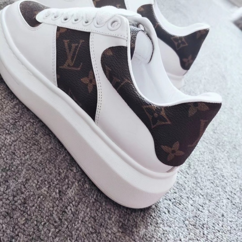 Cheap Supreme &amp; Louis Vuitton Shoes For Women #355399 Replica Wholesale [$82.00 USD] [ITEM#355399] on Replica Supreme Fashion Shoes