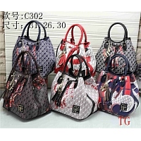 Cheap Carolina Herrera Handbags #355189 Replica Wholesale [$34.50 USD] [ITEM#355189] on Replica Carolina Herrera Handbags
