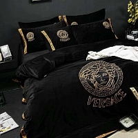 Cheap Versace Quality Bedding #356558 Replica Wholesale [$129.50 USD] [ITEM#356558] on Replica Versace Bedding