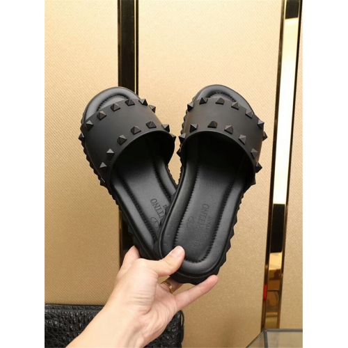 Cheap Valentino Fashion Slippers For Men #378433 Replica Wholesale [$68.00 USD] [ITEM#378433] on Replica Valentino Slippers