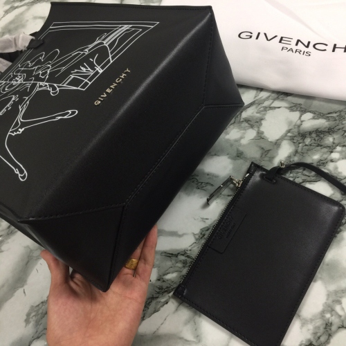 Cheap Givenchy AAA Quality Handbags #389919 Replica Wholesale [$154.50 USD] [ITEM#389919] on Replica Givenchy AAA Quality Handbags