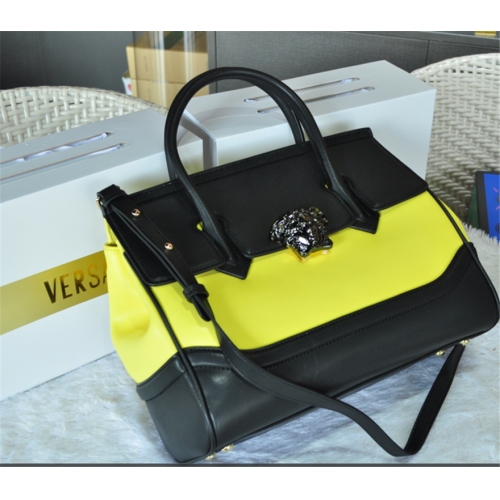 Cheap Versace AAA Quality Messenger Bags #403604 Replica Wholesale [$150.90 USD] [ITEM#403604] on Replica Versace AAA Quality Messenger Bags