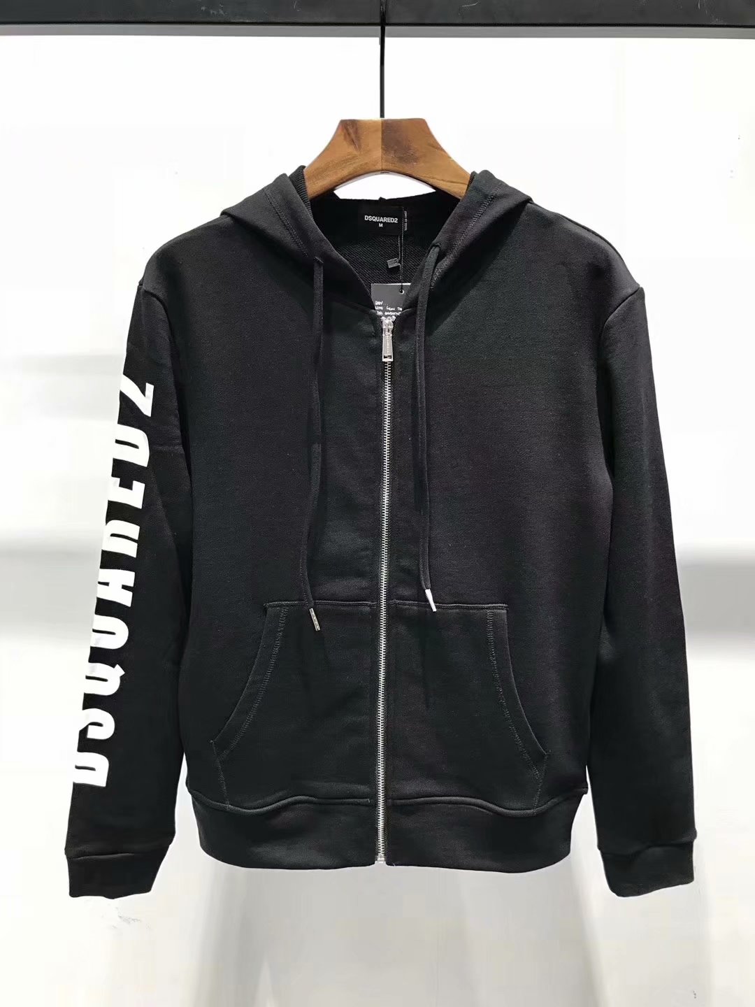 Cheap Dsquared Tracksuits Long Sleeved For Men #408706 Replica ...