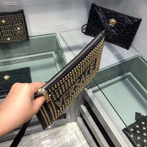Cheap Versace AAA Quality Wallets For Men #430109 Replica Wholesale [$73.00 USD] [ITEM#430109] on Replica Versace AAA Man Wallets