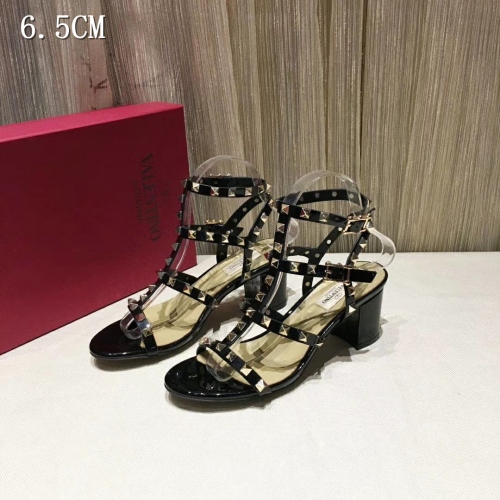 Cheap Valentino Sandal For Women #432557 Replica Wholesale [$73.00 USD] [ITEM#432557] on Replica Valentino Sandal