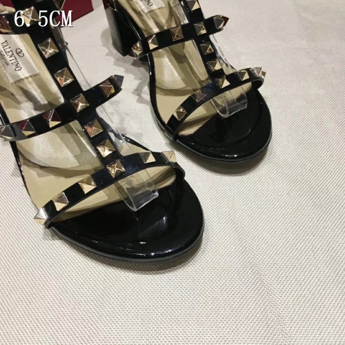 Cheap Valentino Sandal For Women #432557 Replica Wholesale [$73.00 USD] [ITEM#432557] on Replica Valentino Sandal