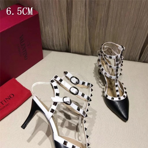 Cheap Valentino Sandal For Women #432674 Replica Wholesale [$80.00 USD] [ITEM#432674] on Replica Valentino Sandal