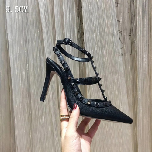 Cheap Valentino Sandal For Women #432769 Replica Wholesale [$80.00 USD] [ITEM#432769] on Replica Valentino Sandal