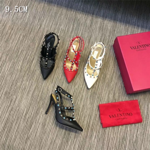 Cheap Valentino Sandal For Women #432769 Replica Wholesale [$80.00 USD] [ITEM#432769] on Replica Valentino Sandal