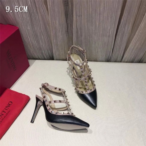 Cheap Valentino Sandal For Women #432808 Replica Wholesale [$80.00 USD] [ITEM#432808] on Replica Valentino Sandal