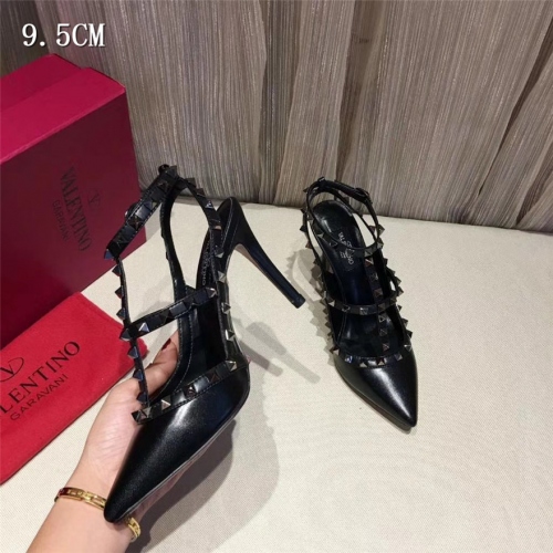 Cheap Valentino Sandal For Women #432812 Replica Wholesale [$80.00 USD] [ITEM#432812] on Replica Valentino Sandal