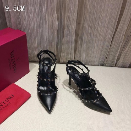 Cheap Valentino Sandal For Women #432812 Replica Wholesale [$80.00 USD] [ITEM#432812] on Replica Valentino Sandal