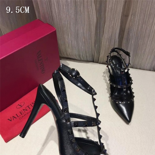 Cheap Valentino Sandal For Women #432812 Replica Wholesale [$80.00 USD] [ITEM#432812] on Replica Valentino Sandal