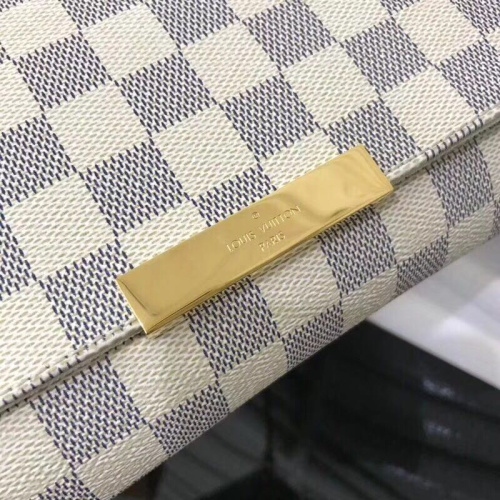 Cheap Louis Vuitton AAA Quality Messenger Bags #435179 Replica Wholesale [$58.00 USD] [ITEM#435179] on Replica Louis Vuitton AAA Quality Messenger Bags