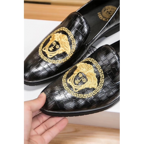 Cheap Versace Leather Shoes For Men #441885 Replica Wholesale [$88.50 USD] [ITEM#441885] on Replica Versace Leather Shoes