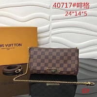 Louis Vuitton AAA Quality Messenger Bags #435176