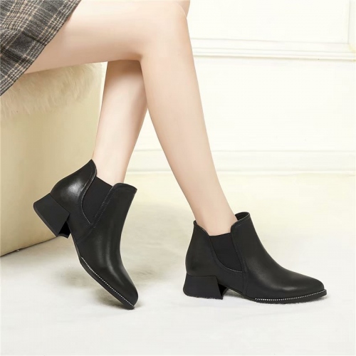 Cheap Versace Boots For Women #443037 Replica Wholesale [$89.00 USD] [ITEM#443037] on Replica Versace Boots