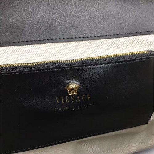 Cheap Versace AAA Quality Handbags #444580 Replica Wholesale [$161.70 USD] [ITEM#444580] on Replica Versace AAA Quality Handbags