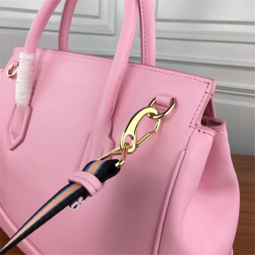 Cheap Versace AAA Quality Handbags #444581 Replica Wholesale [$161.70 USD] [ITEM#444581] on Replica Versace AAA Quality Handbags