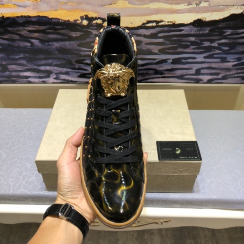 Cheap Versace High Tops Shoes For Men #447616 Replica Wholesale [$82.00 USD] [ITEM#447616] on Replica Versace High Tops Shoes