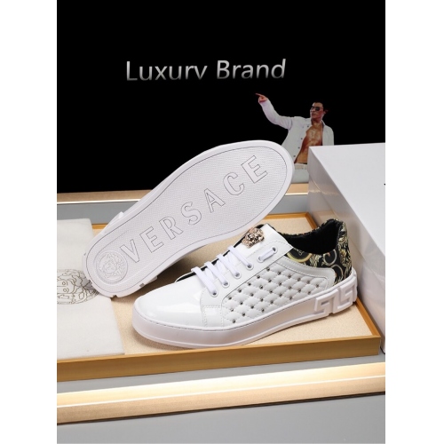 Cheap Versace Casual Shoes For Men #447659 Replica Wholesale [$82.00 USD] [ITEM#447659] on Replica Versace Flat Shoes