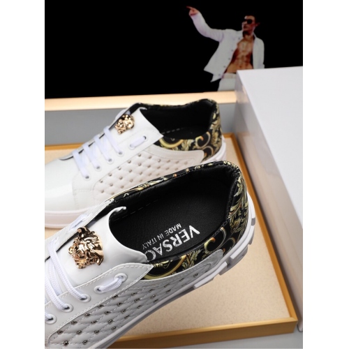 Cheap Versace Casual Shoes For Men #447659 Replica Wholesale [$82.00 USD] [ITEM#447659] on Replica Versace Flat Shoes