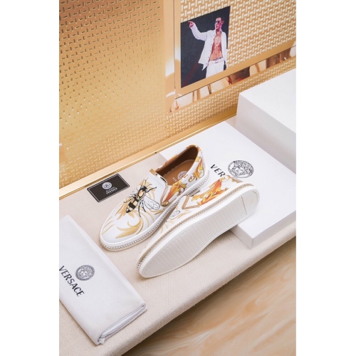 Cheap Versace Casual Shoes For Men #447669 Replica Wholesale [$81.00 USD] [ITEM#447669] on Replica Versace Flat Shoes