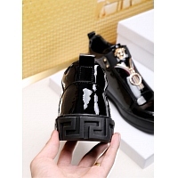 Cheap Versace High Tops Shoes For Men #447673 Replica Wholesale [$79.00 USD] [ITEM#447673] on Replica Versace High Tops Shoes