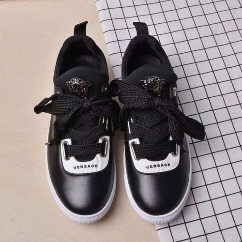 Cheap Versace Casual Shoes For Women #449056 Replica Wholesale [$82.00 USD] [ITEM#449056] on Replica Versace Flat Shoes
