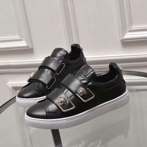 Cheap Versace Casual Shoes For Women #449057 Replica Wholesale [$82.00 USD] [ITEM#449057] on Replica Versace Flat Shoes