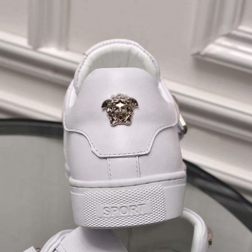 Cheap Versace Casual Shoes For Women #449058 Replica Wholesale [$82.00 USD] [ITEM#449058] on Replica Versace Flat Shoes