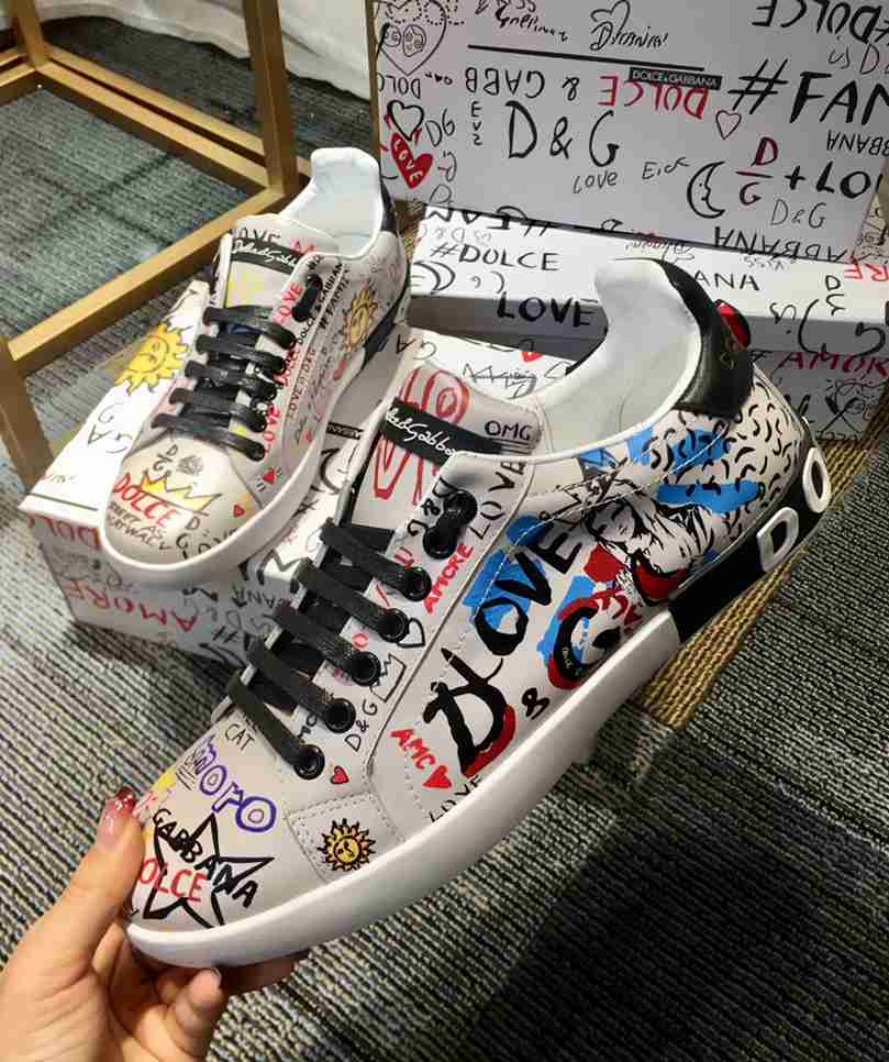 fake dolce and gabbana sneakers
