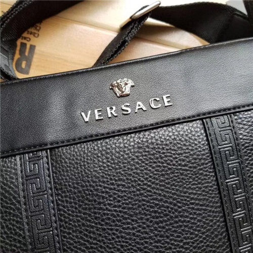 Cheap Versace AAA Quality Messenger Bags For Men #457598 Replica Wholesale [$89.00 USD] [ITEM#457598] on Replica Versace AAA Man Messenger Bags
