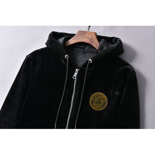 Cheap Versace Tracksuits Long Sleeved For Men #467579 Replica Wholesale [$93.00 USD] [ITEM#467579] on Replica Versace Tracksuits