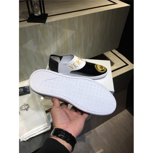 Cheap Versace Casual Shoes For Men #468546 Replica Wholesale [$78.00 USD] [ITEM#468546] on Replica Versace Flat Shoes