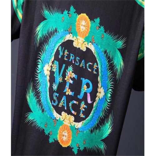 Cheap Versace T-Shirts Short Sleeved For Men #469489 Replica Wholesale [$32.00 USD] [ITEM#469489] on Replica Versace T-Shirts
