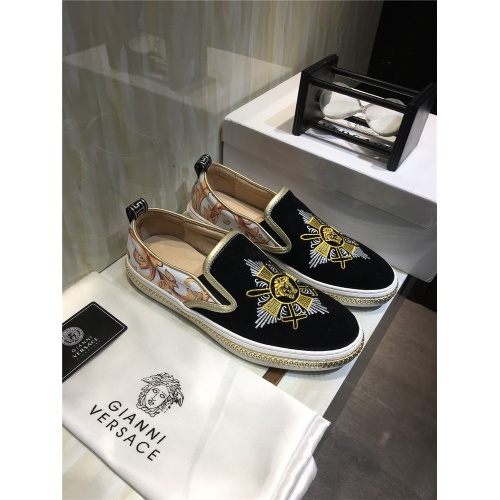 Cheap Versace Casual Shoes For Men #471437 Replica Wholesale [$78.00 USD] [ITEM#471437] on Replica Versace Flat Shoes