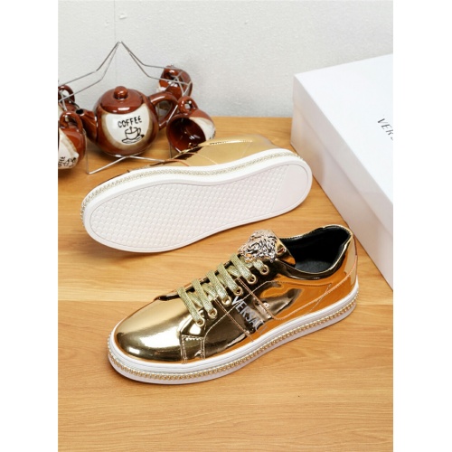 Cheap Versace Casual Shoes For Men #471822 Replica Wholesale [$75.00 USD] [ITEM#471822] on Replica Versace Flat Shoes