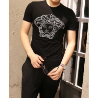 Cheap Versace T-Shirts Short Sleeved For Men #467227 Replica Wholesale [$32.00 USD] [ITEM#467227] on Replica Versace T-Shirts