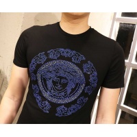 Cheap Versace T-Shirts Short Sleeved For Men #467230 Replica Wholesale [$32.00 USD] [ITEM#467230] on Replica Versace T-Shirts