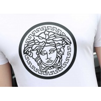 Cheap Versace T-Shirts Short Sleeved For Men #467238 Replica Wholesale [$32.00 USD] [ITEM#467238] on Replica Versace T-Shirts