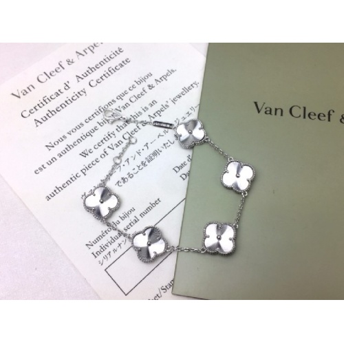 Cheap Van Cleef &amp; Arpels Bracelets #473604 Replica Wholesale [$34.00 USD] [ITEM#473604] on Replica Van Cleef &amp; Arpels Bracelets
