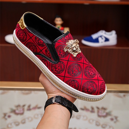 Cheap Versace Casual Shoes For Men #473642 Replica Wholesale [$75.00 USD] [ITEM#473642] on Replica Versace Flat Shoes