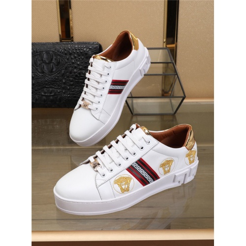 Cheap Versace Casual Shoes For Men #473684 Replica Wholesale [$78.00 USD] [ITEM#473684] on Replica Versace Flat Shoes
